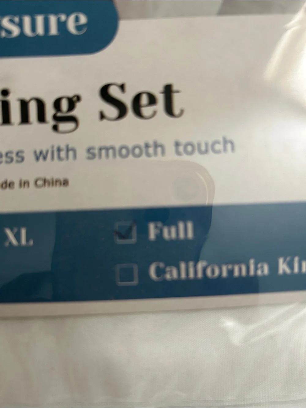 N/A white bedding